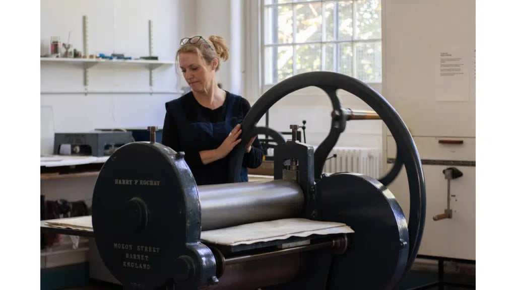 Artist Sally Tyrie printmaking
