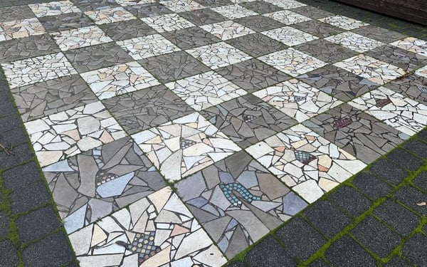 Lynette Warren artwork - giant mosaic chess set