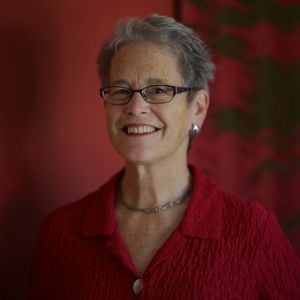 Lynne B.